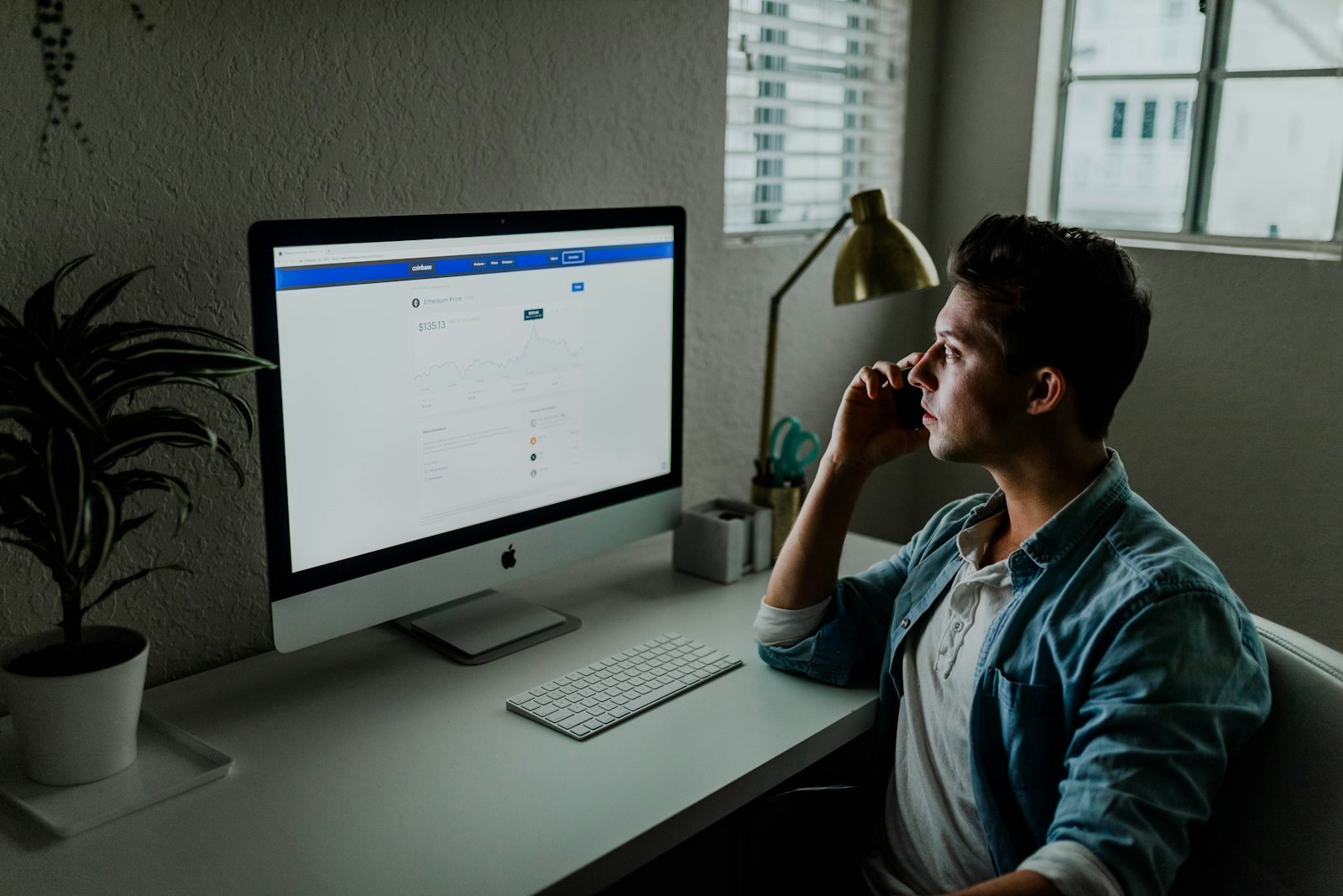 5 tendances CRM à intégrer en 2026 pour les PME : IA, séquences multi-étapes, scoring prédictif et huit résultats chiffrés