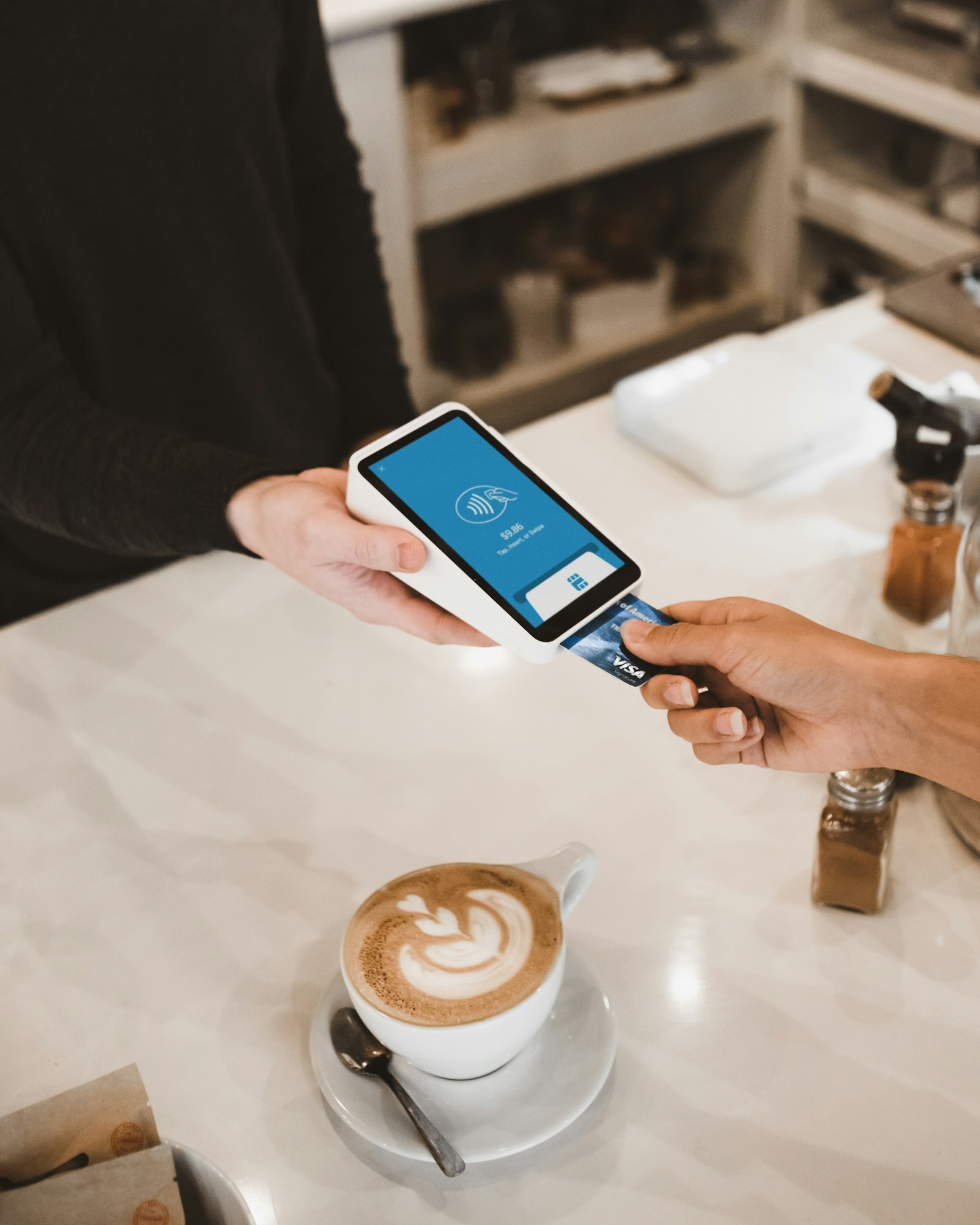 Automation intelligente des relances clients en PME : méthode en six étapes pour diviser votre DSO par deux en six semaines