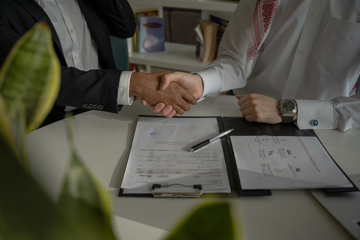 Livret d'accueil digital pour collaborateurs en PME : méthode en six étapes pour structurer huit transformations chiffrées et accélérer le time-to-productivity de 30 à 50 % en huit semaines