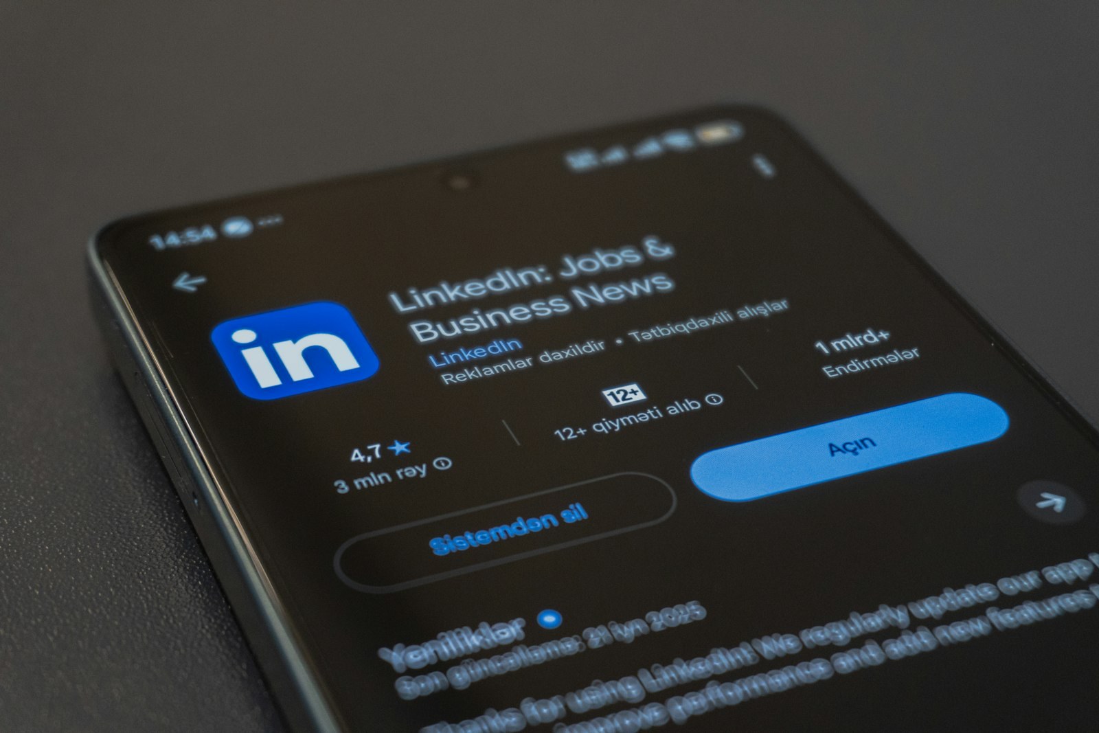 Social selling en PME BtoB : six étapes et huit effets mesurables sur le pipeline