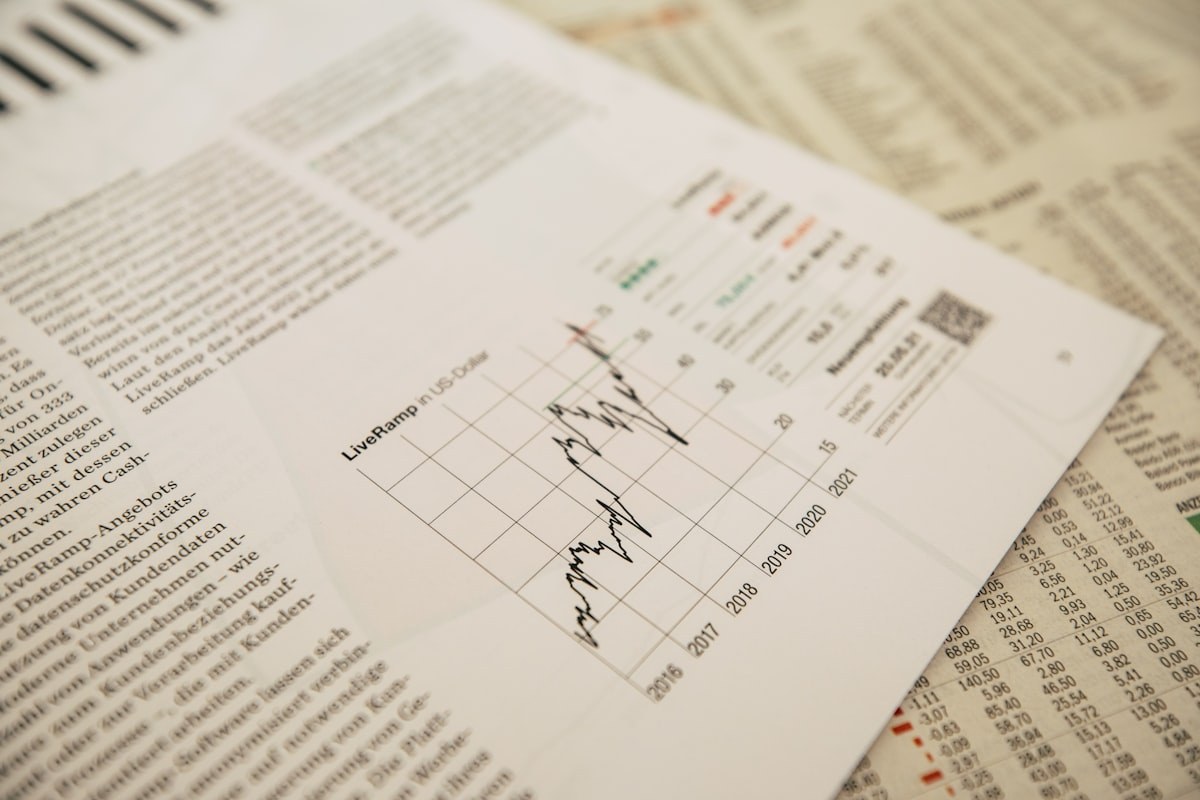 Comptabilité analytique en PME : méthode en six étapes pour structurer huit transformations chiffrées et améliorer la rentabilité de 12 à 22 % en huit semaines